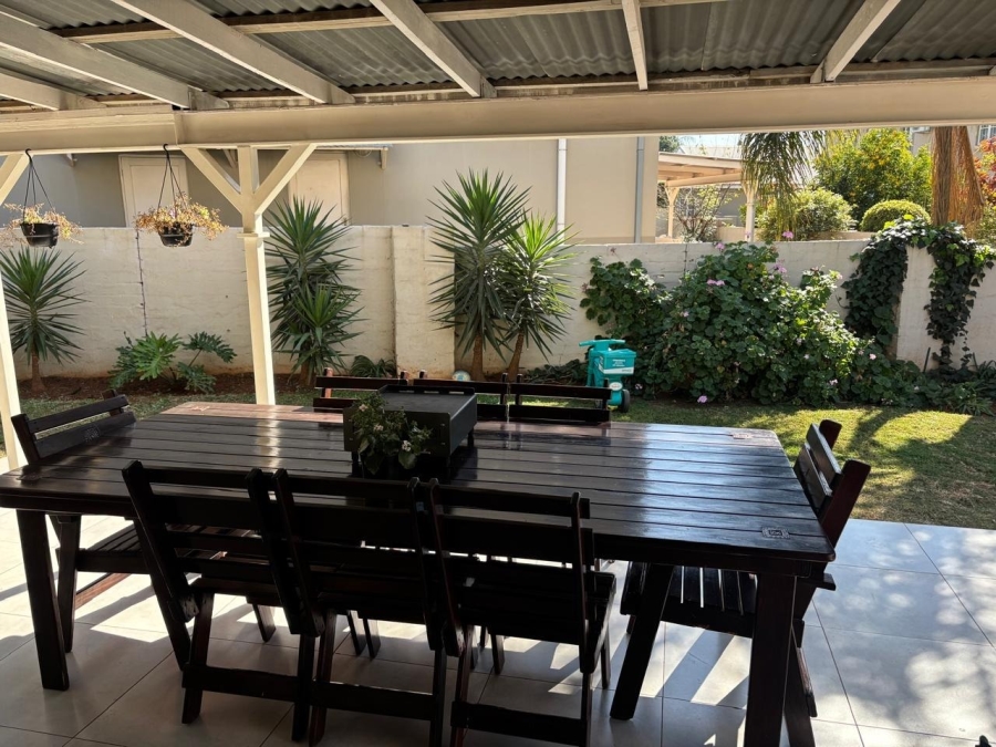 2 Bedroom Property for Sale in Waterval East North West